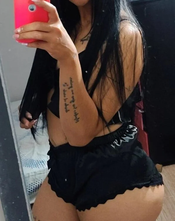Ximena_Hank offline chatrum