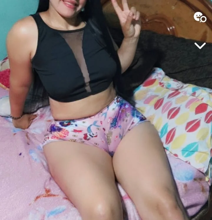 XXX chat uživo modela mia69rober