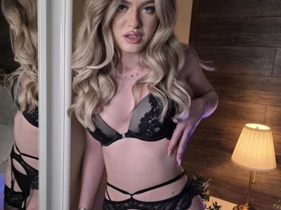 AnneMaryie - Girl 