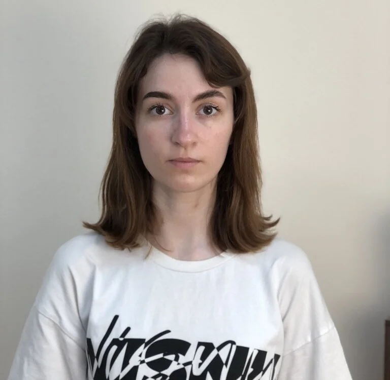 SheenaDyer's Offline Chat Room
