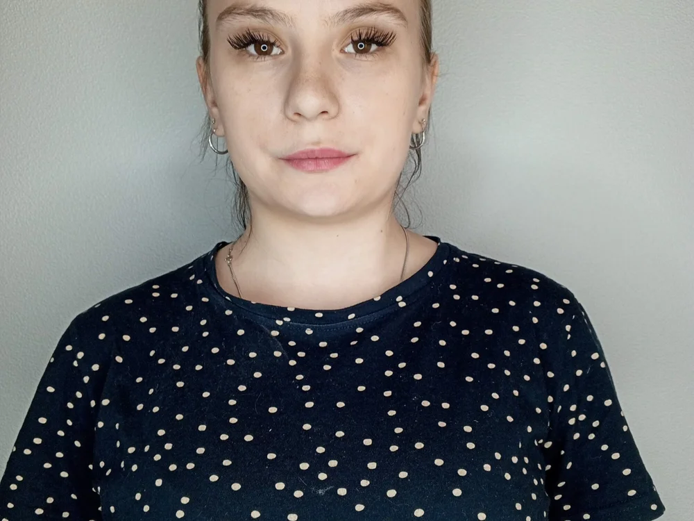 HiredBloom offline XXX-chat