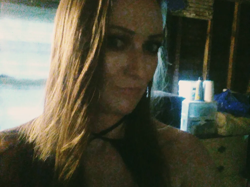 CamiLovesYou's Offline XXX Chat