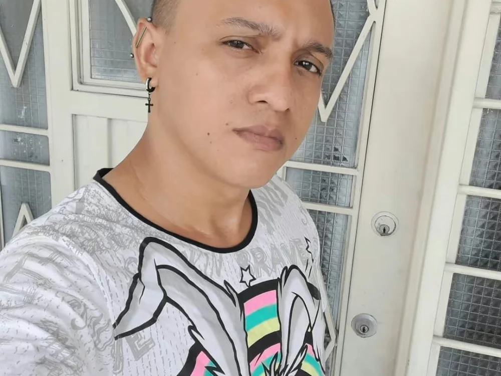 Offline XXX chat chriss_pacheco