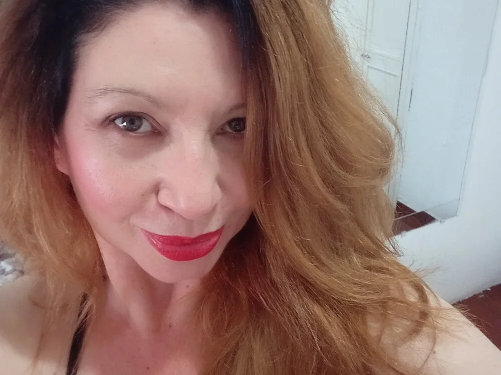 دردشة Kattymary الجنسية دون اتصال