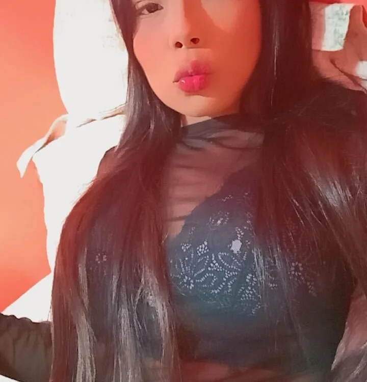 ayllinha1 offline chatrum
