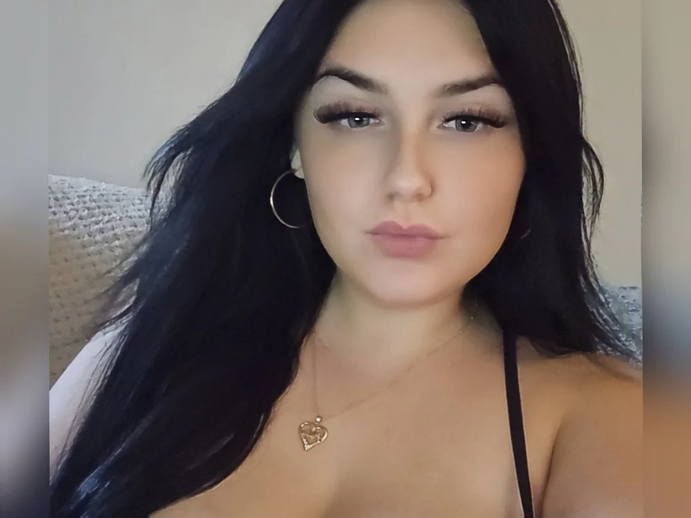 Chatroom XXX hors ligne de NAUGHTY_SCARLETT_S