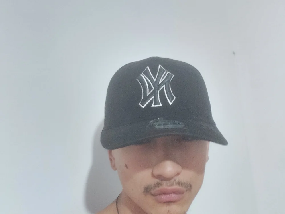 2SkinnyFlakk3 offline chatrum