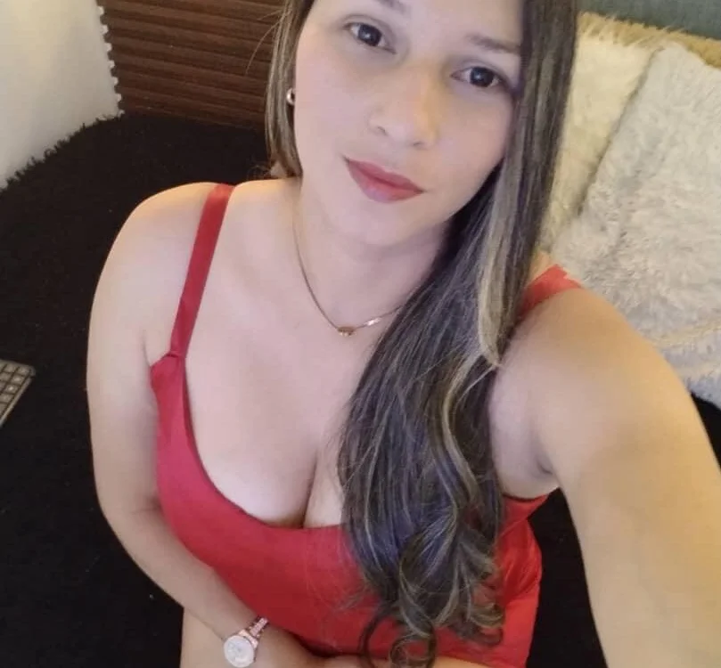 Olivia-browm 커버 사진