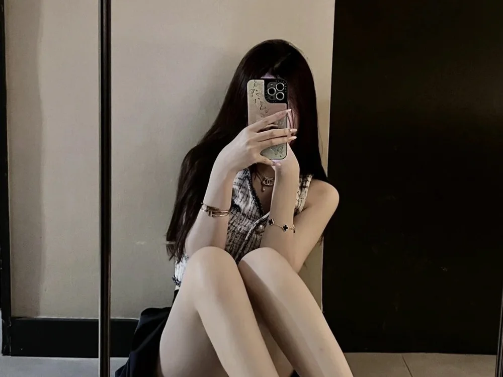 xiaomuxin's Offline XXX Chat