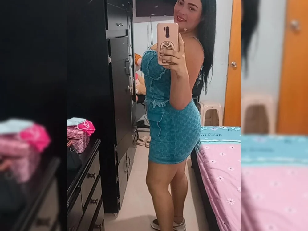 devil_kamila's Offline XXX Chat