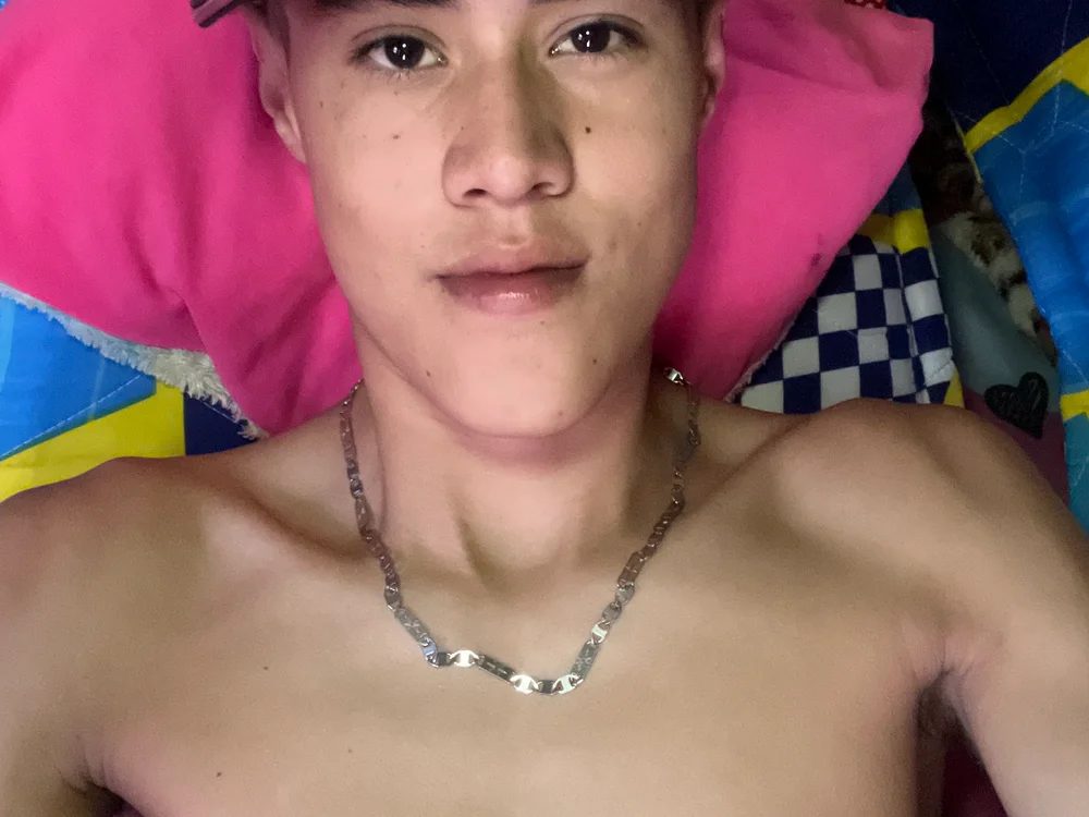 canoo12_'s Offline XXX Chat