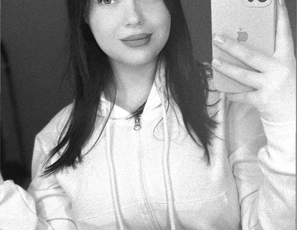 Sofia_Frau offline chatrum