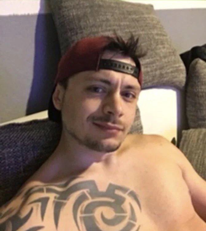Offline chatovací místnost Badgirl4you2
