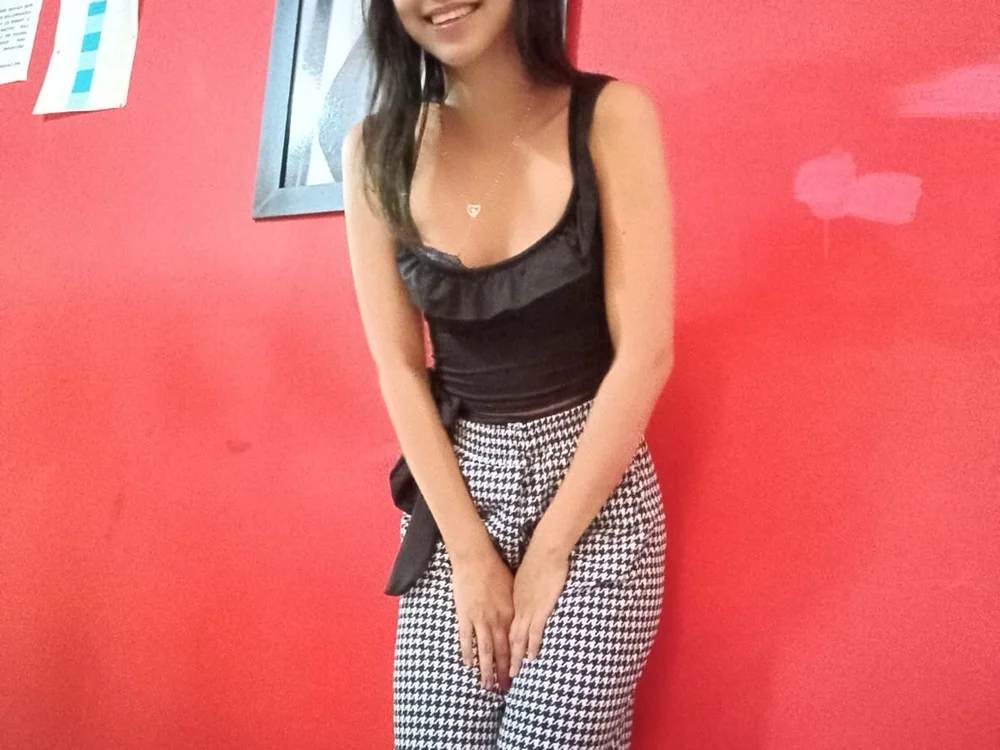 DaliaHill's Offline Chat Room
