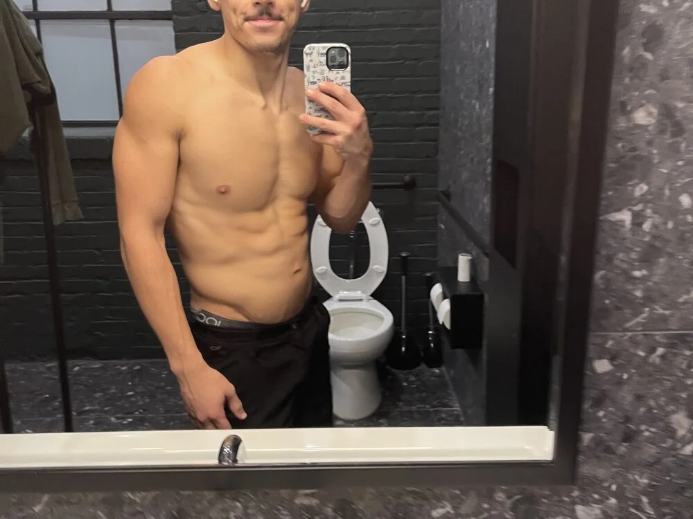 Chat XXX offline de elijahLAjock