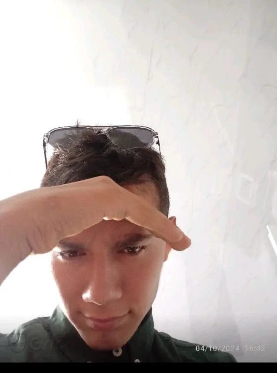 Armand183's Offline Chat Room