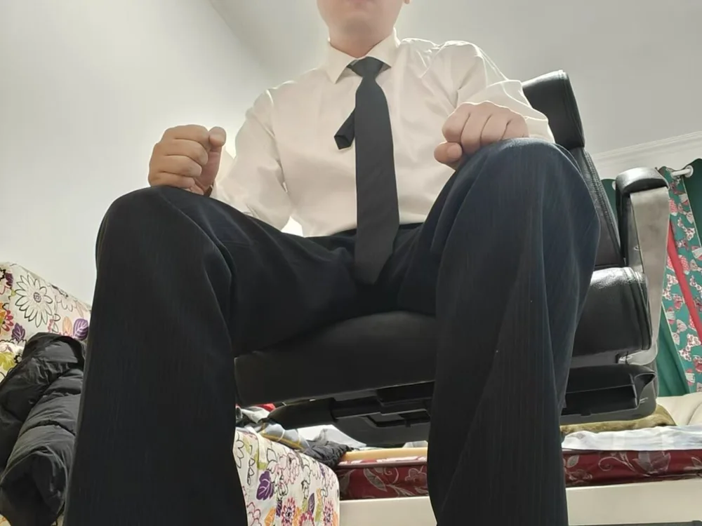 taiwanboybigtop1069 offline XXX-chatje