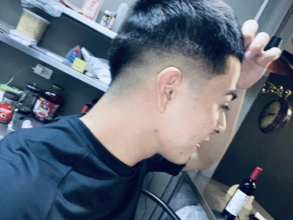 Jean_francoys Offline XXX-chat