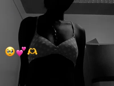 Sexysluty23 - Girl 