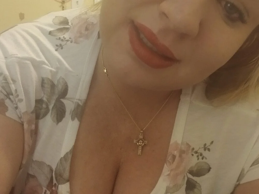 LisaMillerx's Offline XXX Chat