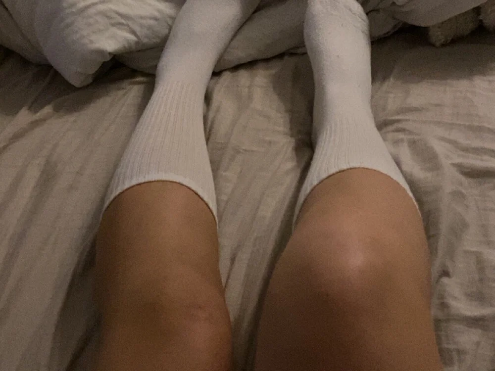 Naughtyfeetslut offline chatrum
