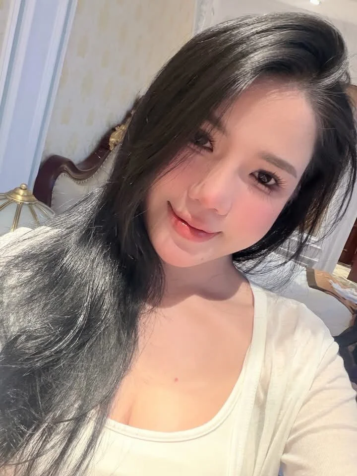 Himme_iu cover photo