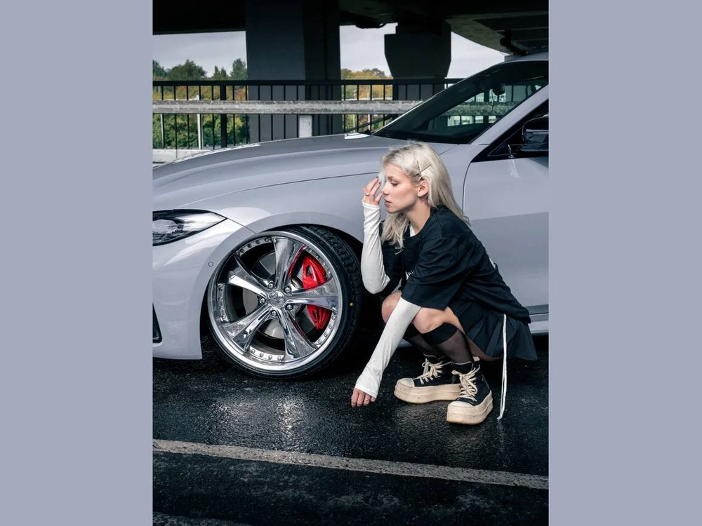 elegant_blonde's Offline XXX Chat