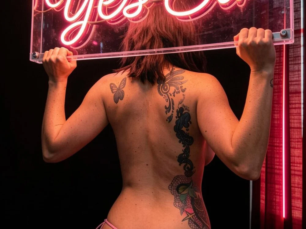 Foxy_Knox Chat XXX offline