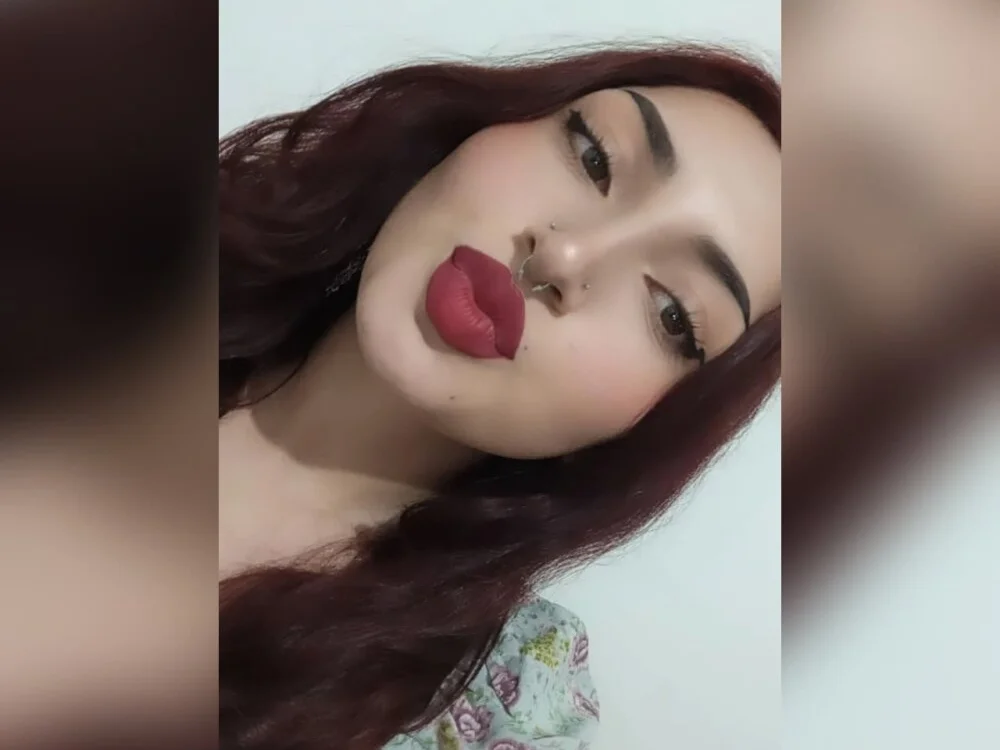 _lunaa_ Offline XXX Chat