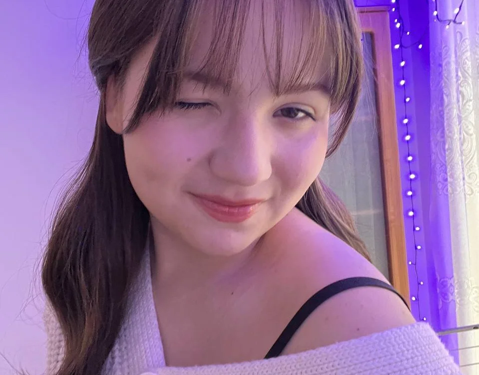 Mira__Baby's Offline Chat Room