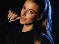 DelaineLindel's Live XXX Chat