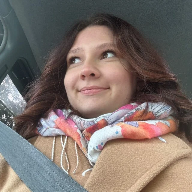 Emmiebutwihu 離線 XXX 聊天