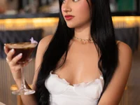 BellaaStorm Adlı Modelin Çevrimdışı Sohbet Odası