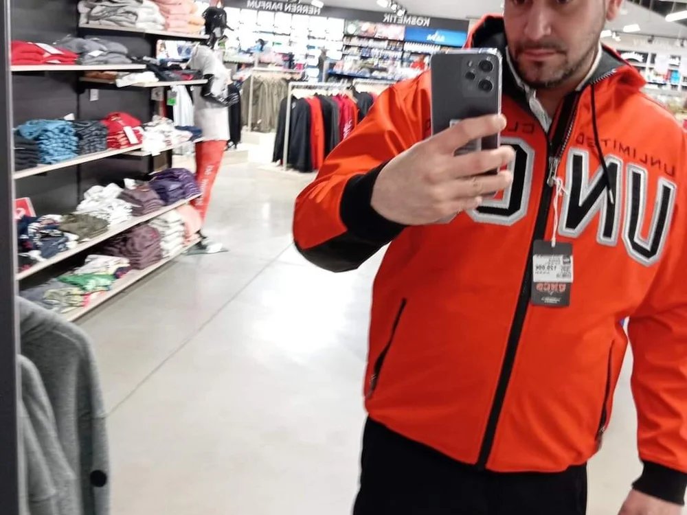 Rostislav6666 offline chatrum