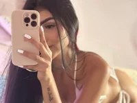 Chat +18 de April_Scarlett ao vivo