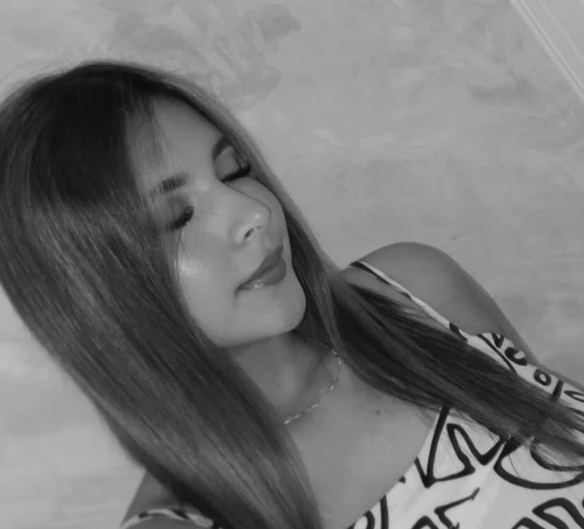 veronica-luxx cover photo