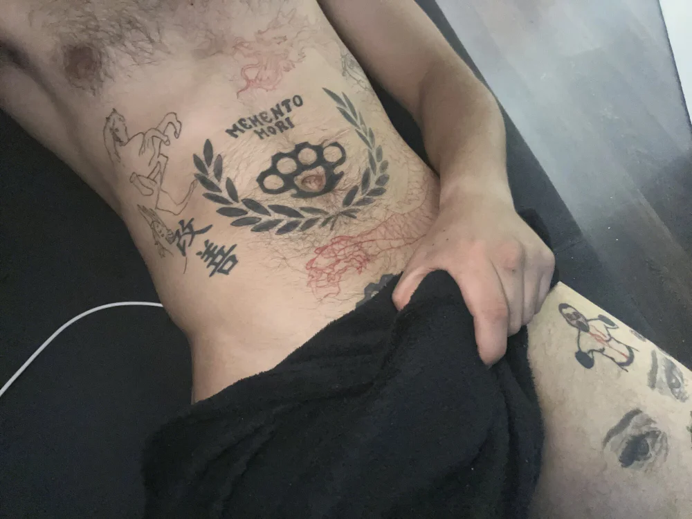 leokane28's Offline XXX Chat