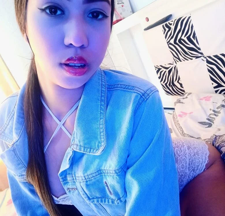 belinda-sexy's Offline XXX Chat