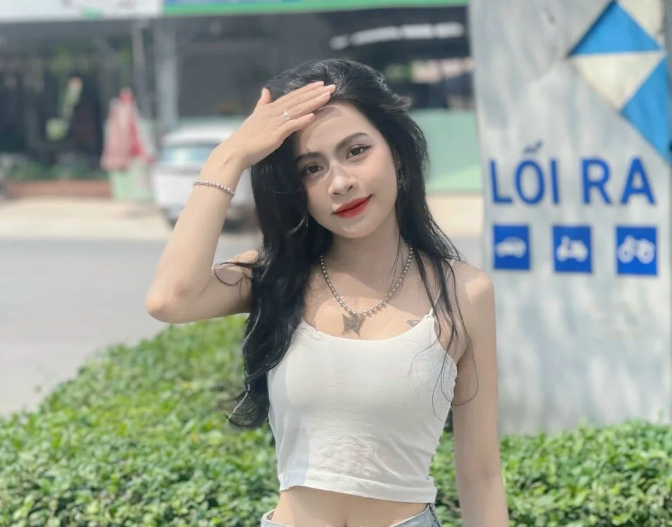 -mia-peach offline chatrum
