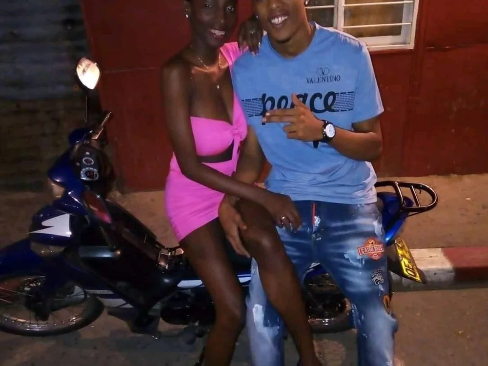 spicycouples_x's Offline XXX Chat