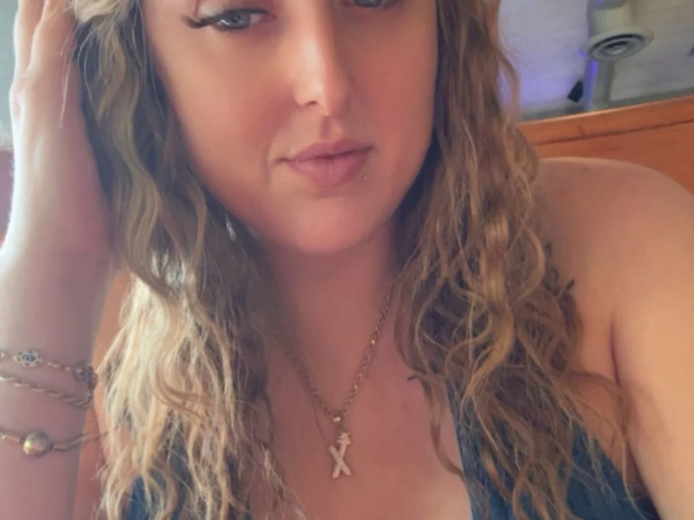 candi2026's Offline XXX Chat