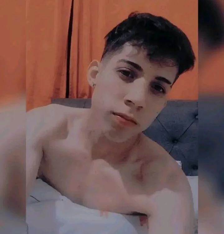 Offline chatovací místnost Hulktyler