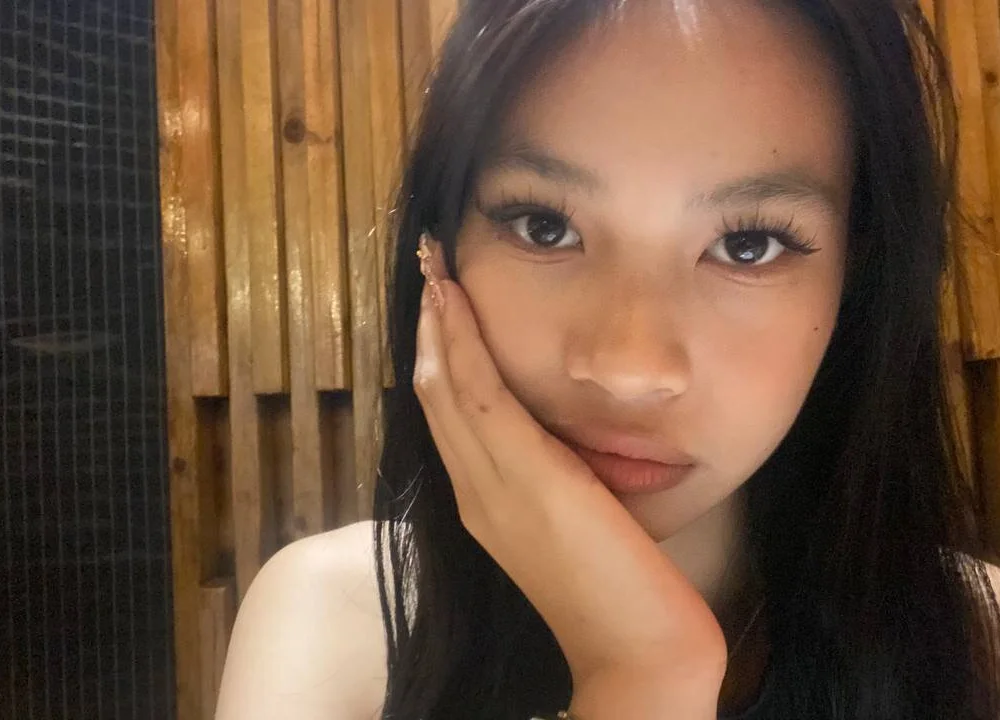 ScarletRose27's Offline XXX Chat