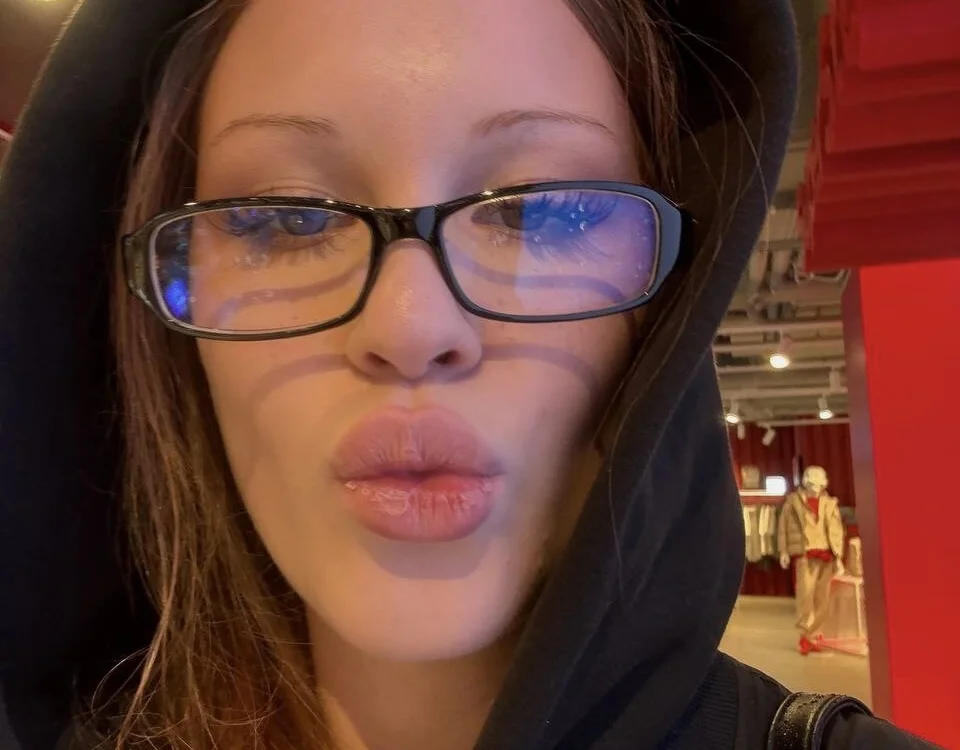 Offline XXX chat KarieBowery