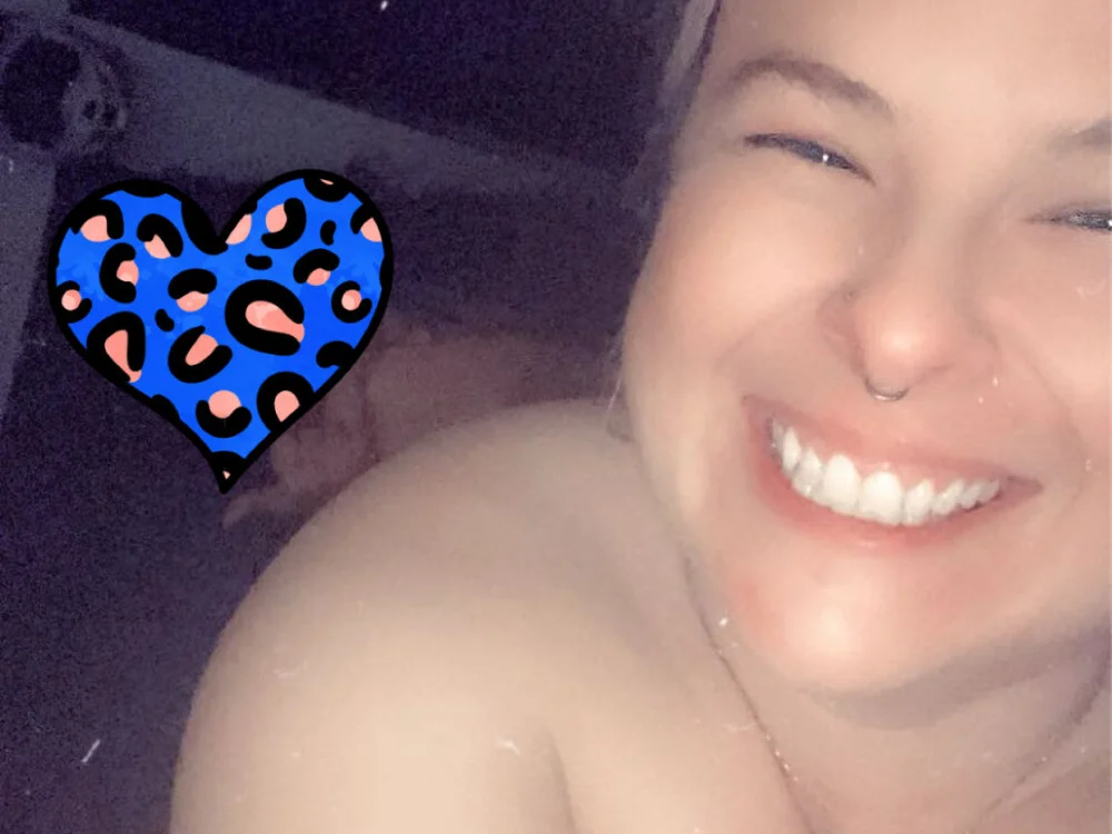 Chat XXX offline de GinAnnTonic