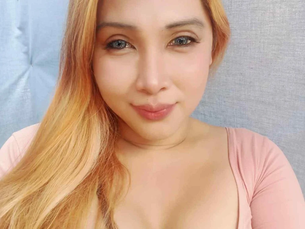Chatroom XXX hors ligne de AsianTrans_fabolous