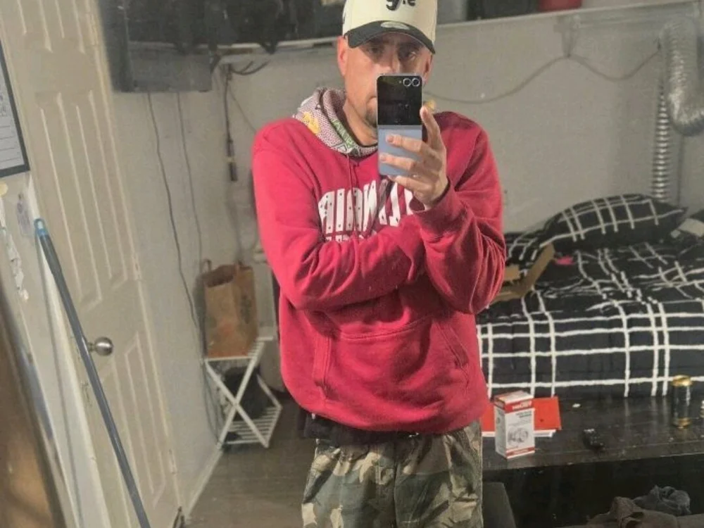 Dbriefsboi Offline XXX-chat