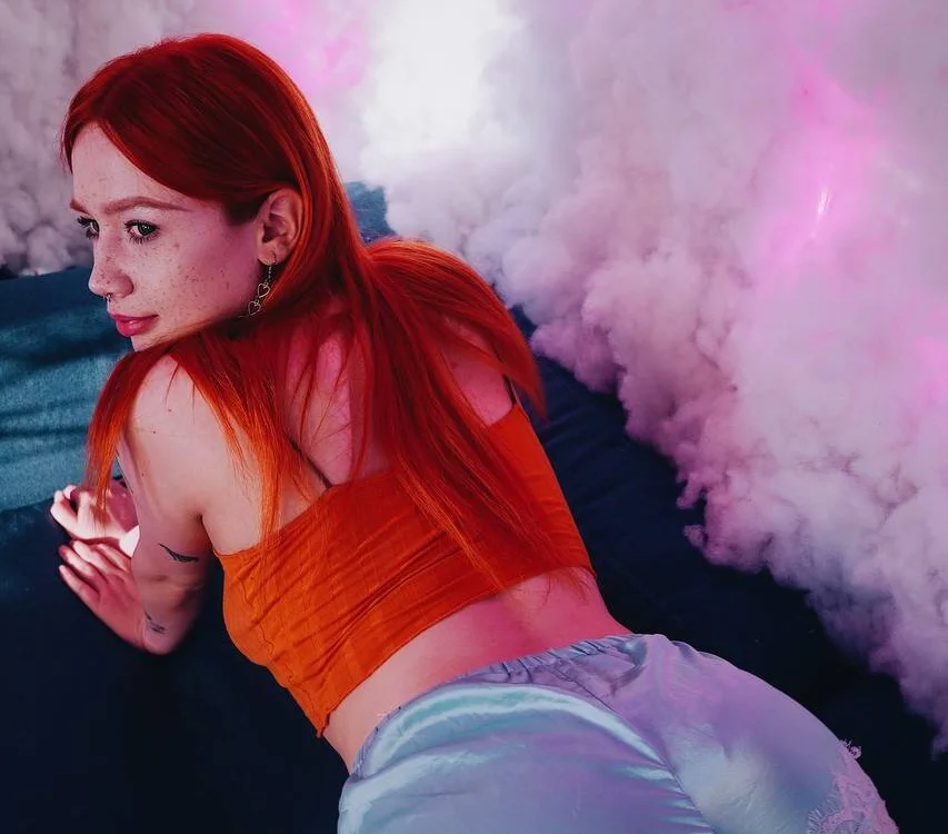Madeline_Rey's Offline XXX Chat