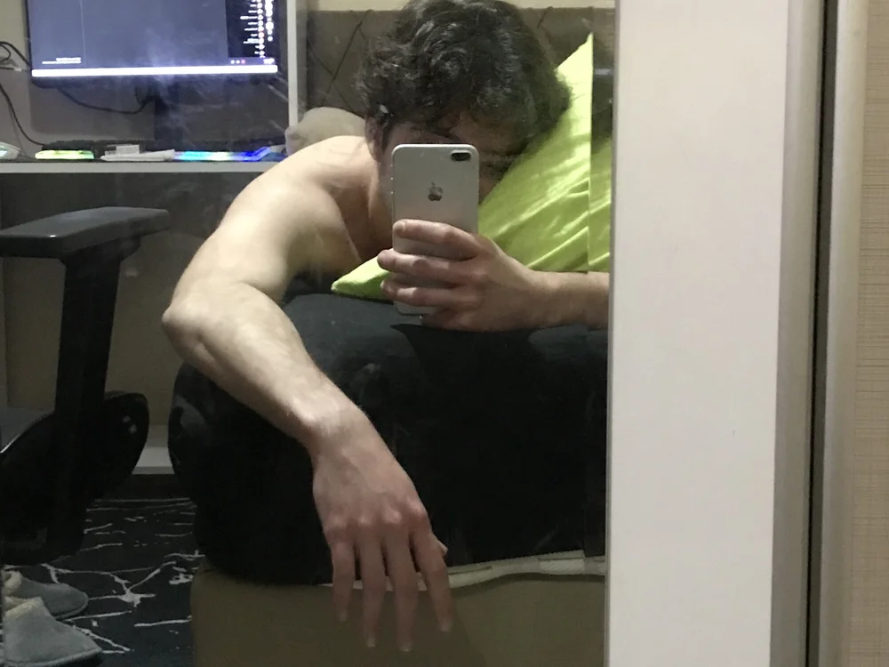 bigfucker3545n Offline chat-huone