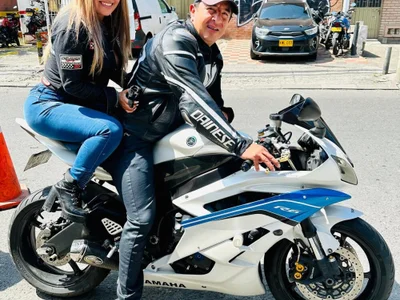 Sam_and_molly_ profile